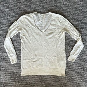 Aritzia The Group Babaton XS Cream Sweater V-Neck